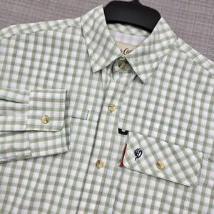 Duck Camp Shirt Mens Medium Green Check Nylon Fishing Button Up Vented Outdoor